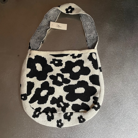 Knit Flower Shoulder Bag in Black & White, NWT. - Picture 9 of 16
